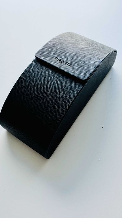 Óculos sol Prada SPR04U - novos