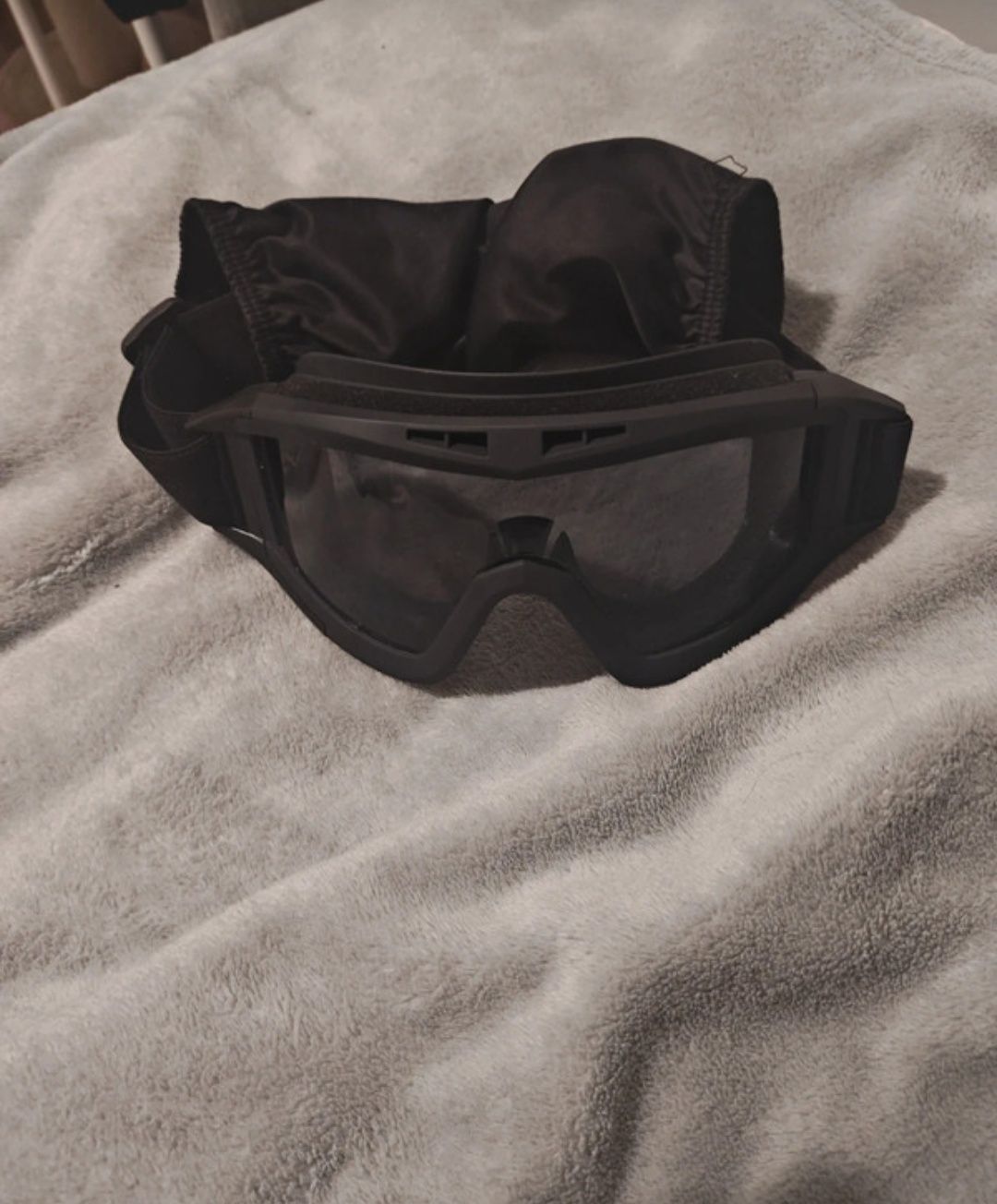 Bezpieczne okulary do airsoftu