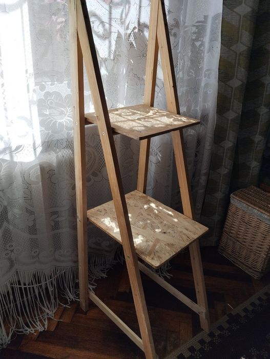 Стойка для цветов