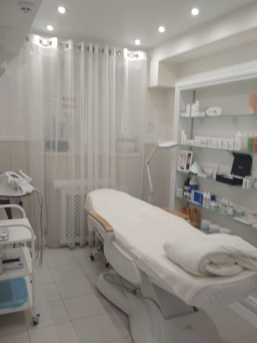 Продаж салону краси 54,1м2 з орендарями. ЖК "Буча Квартал". ID:313
