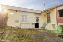 Moradia T2 para venda