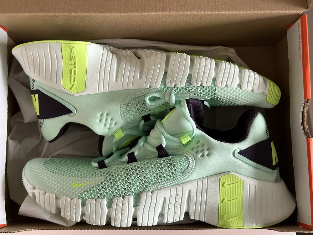 NOWE Nike Metcon 5 miętowe rozmiar 45,5 wkładka 29,5 cm