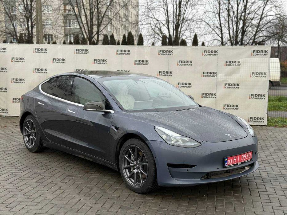 Tesla Model 3 SR+ RWD, 2020