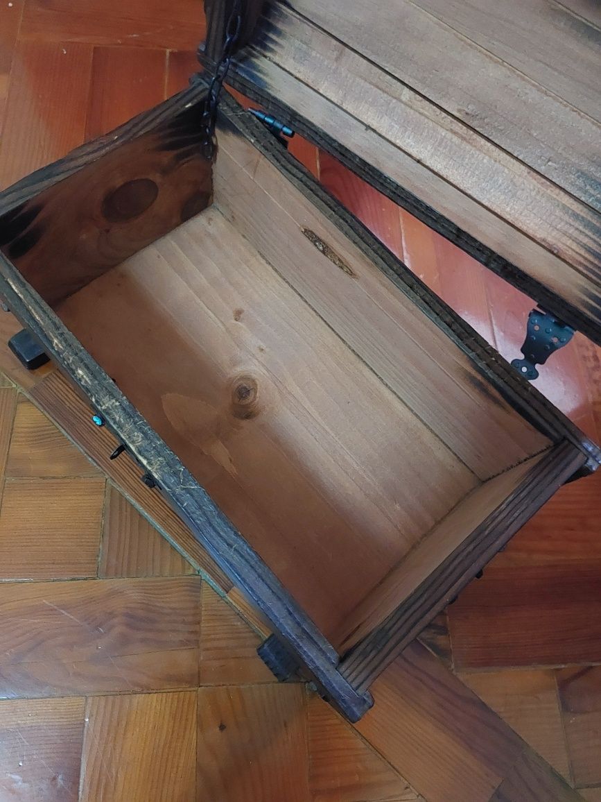 Arca de madeira nobre vintage