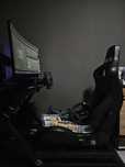 Symulator jazdy / Zestaw do Simracingu / Moza R5 / Next Level Racing