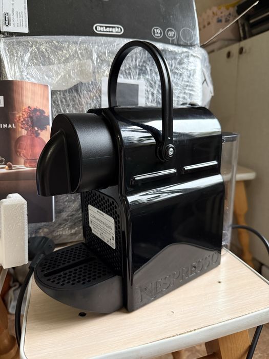 Кофемашина капсульная Nespresso inissia