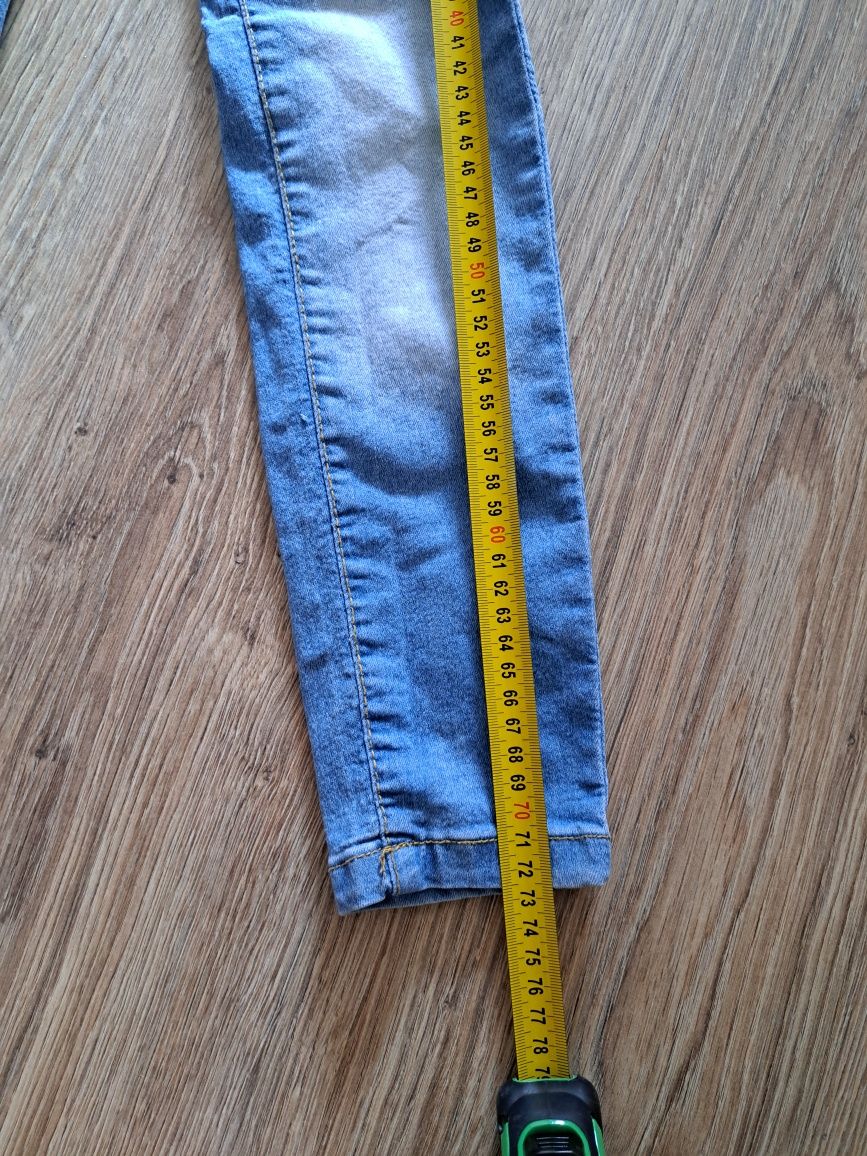 Spodnie jeansy rurki 134