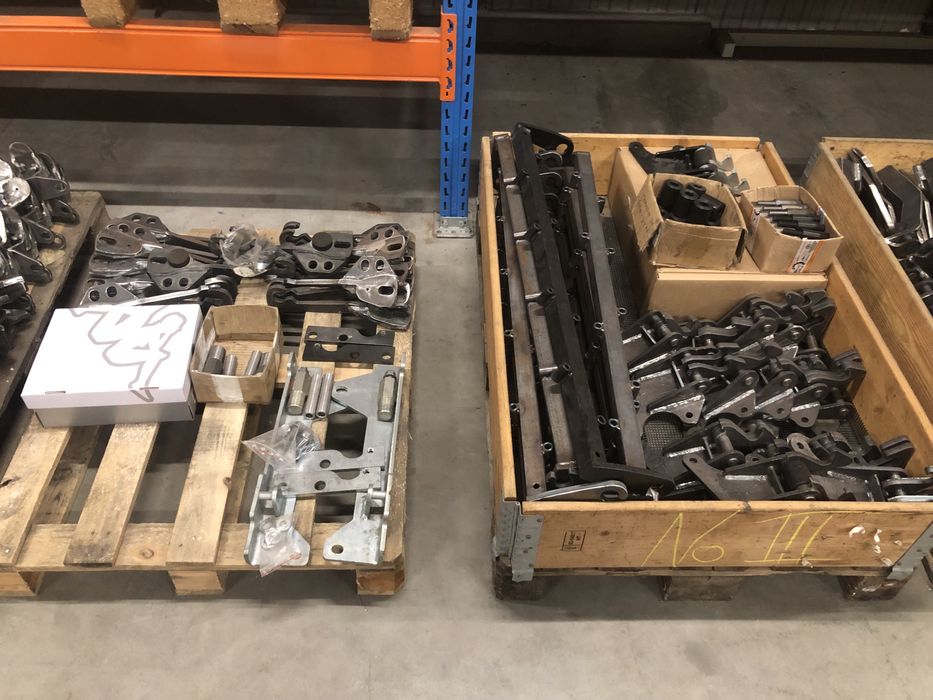 Uchwyty kangur Hypro do Volvo FH4 Trux orurowanie przednie