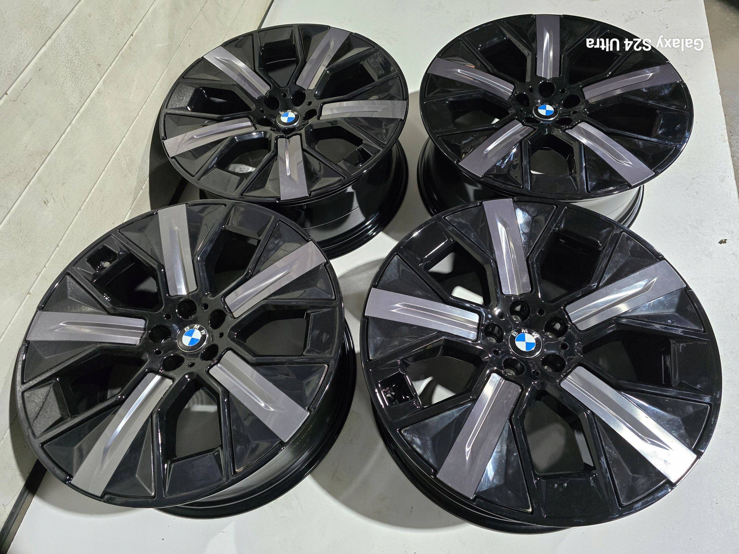 BMW ix i20 X7 X5 G05 X6 G06 5x112 ET36 21''