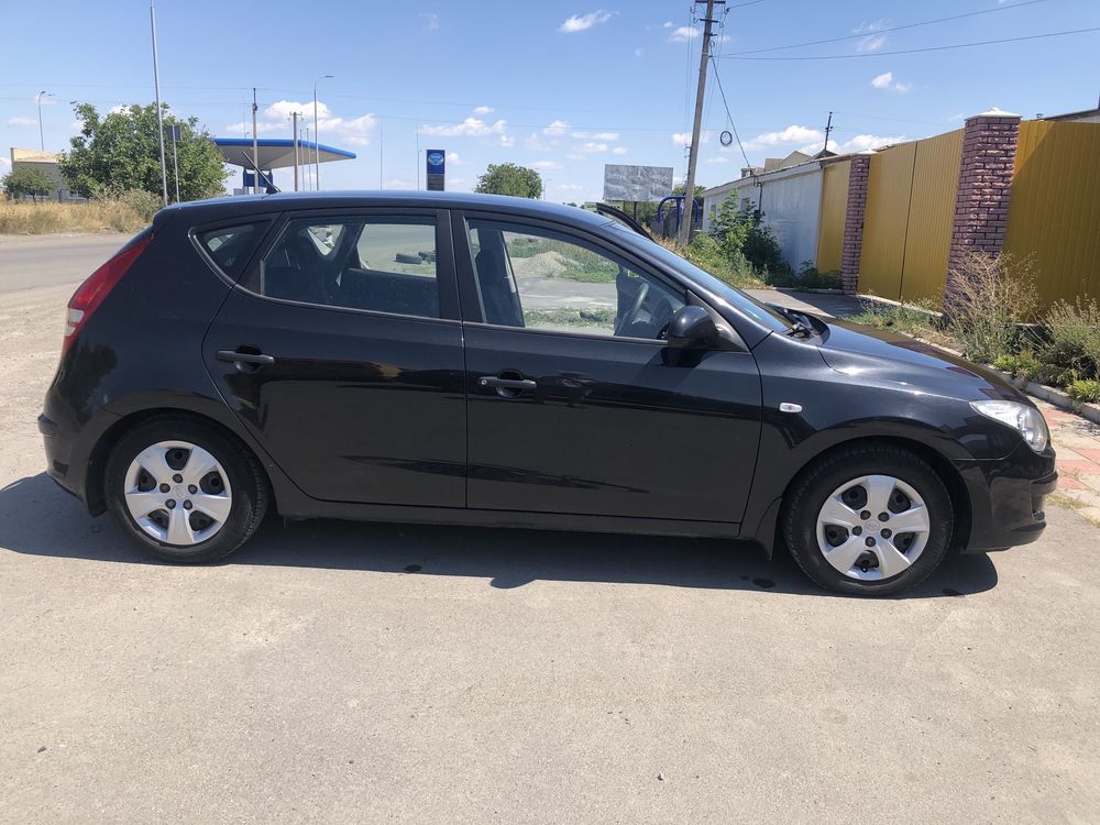 hyundai i30 хетчбек 1.6 дизель механіка