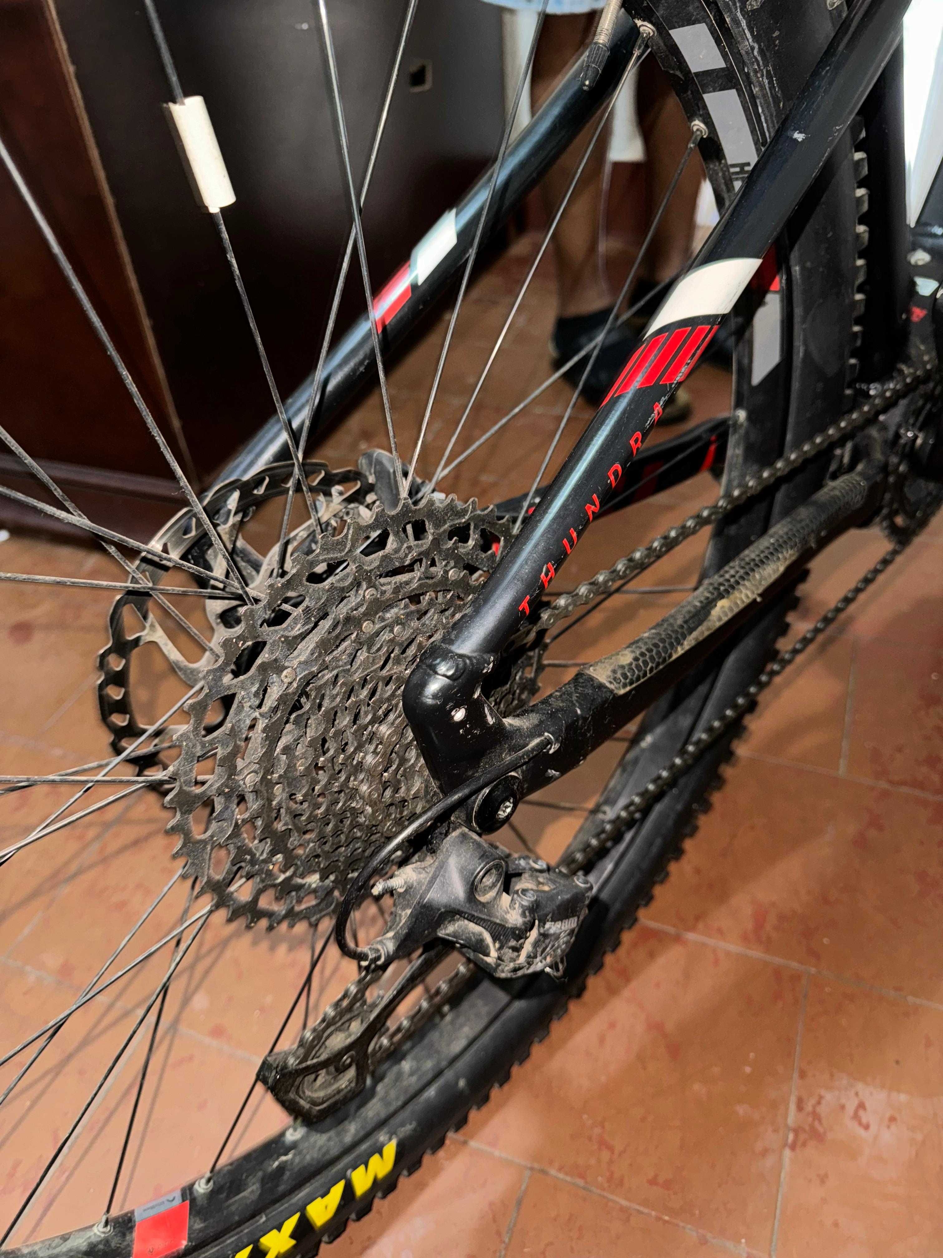 MONDRAKER Thundra R 29" 2020 Black