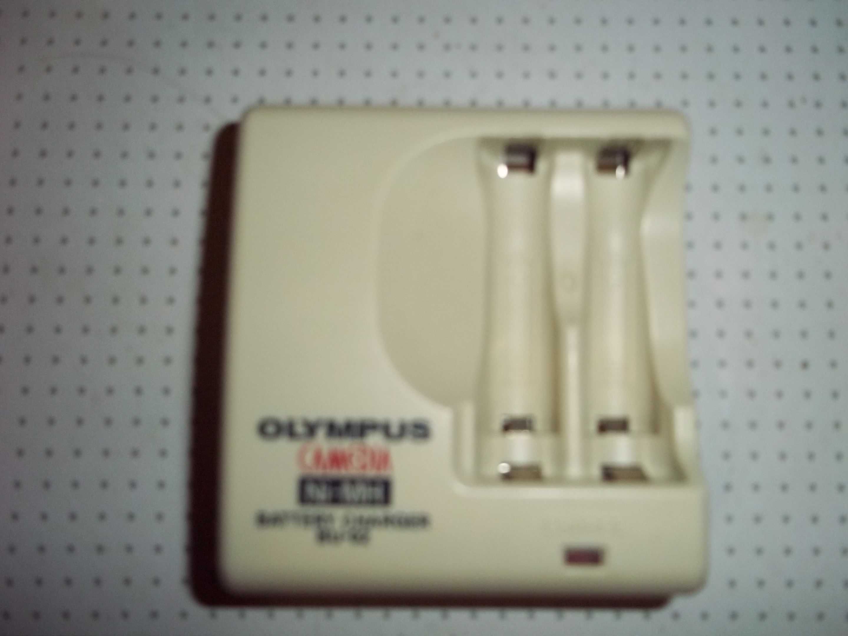 зарядное устройство. OLYMPUS