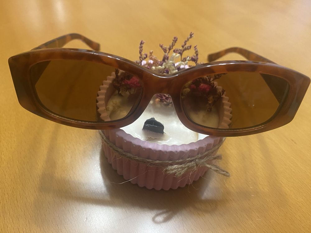 Oculos  cadtanhos Ale-hope