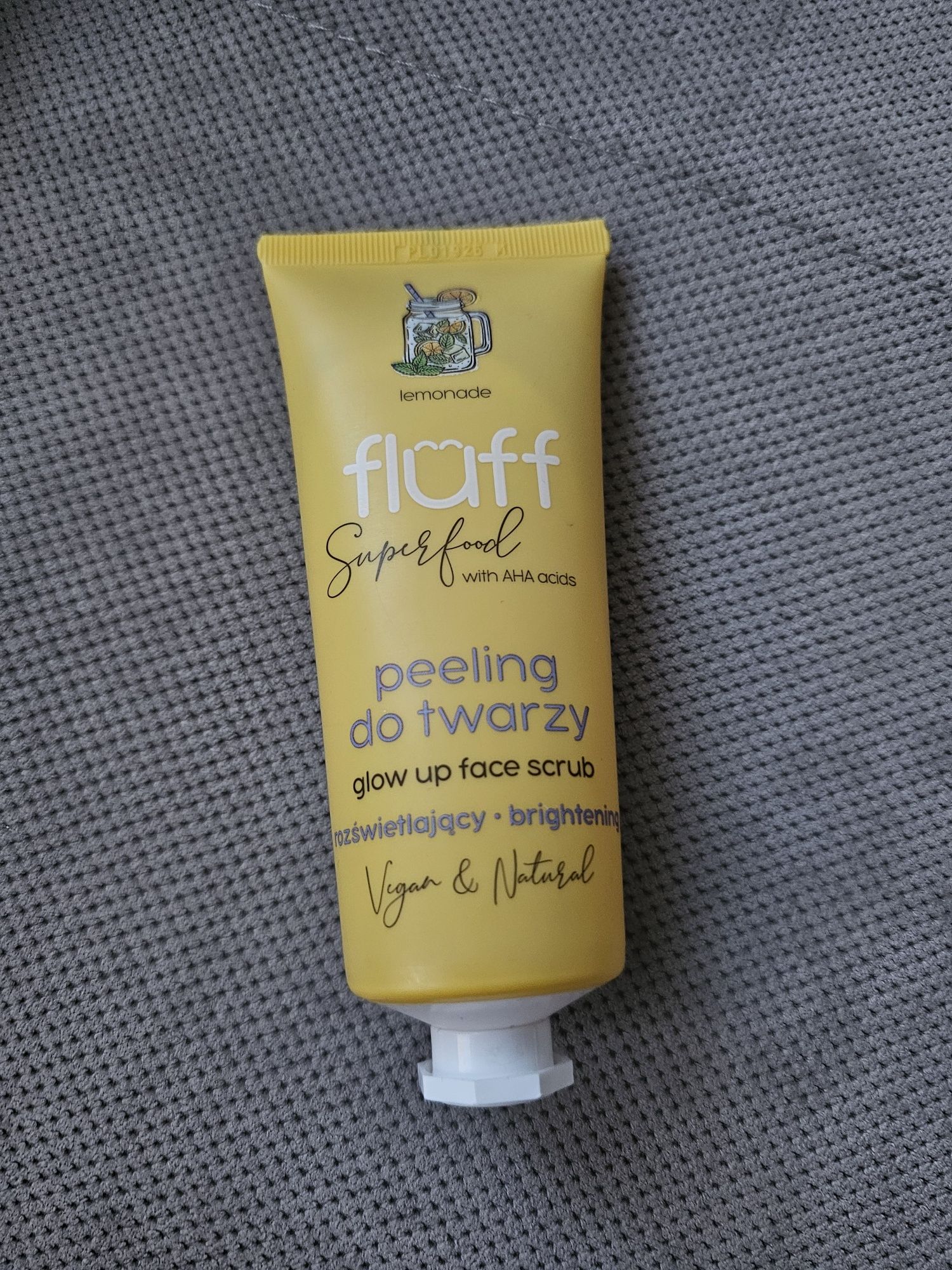 Fluff, Superfood, Peeling do twarzy rozświetlający lemoniada / NOWY