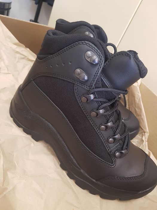 Buty trapery, nowe, gruba podeszwa, PROTEKTOR, rozm. 38