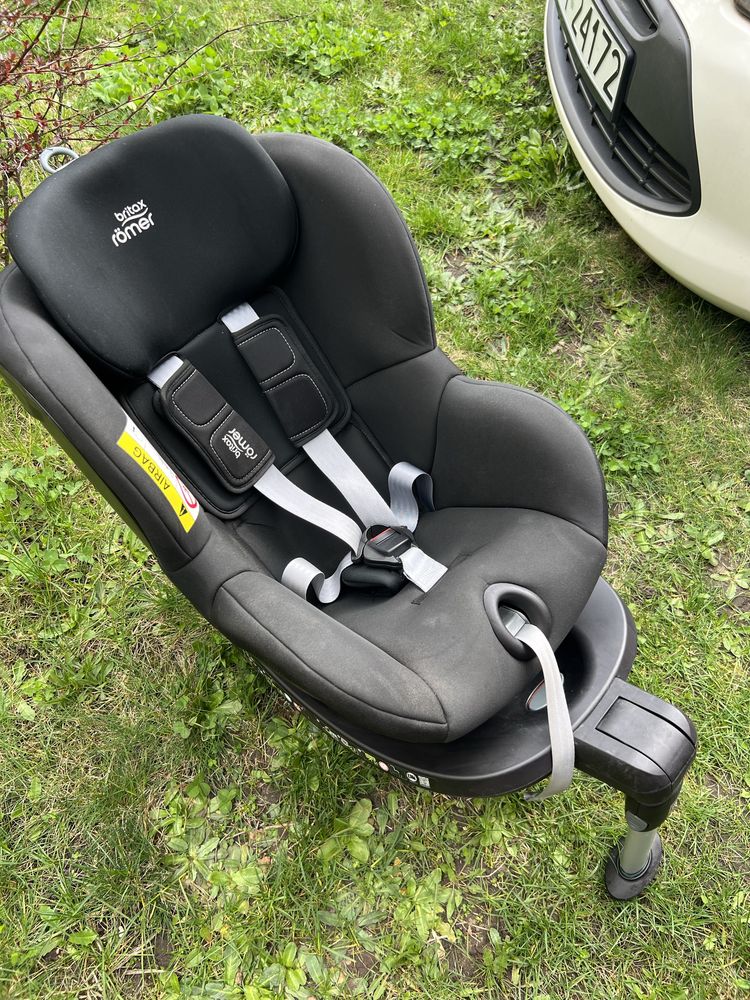 Fotelik samochodowy Britax-Römer Dualfix2 R