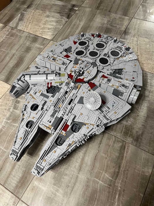 LEGO Star Wars - Millennium Falcon (Сокол Тысячелетия) (75192)