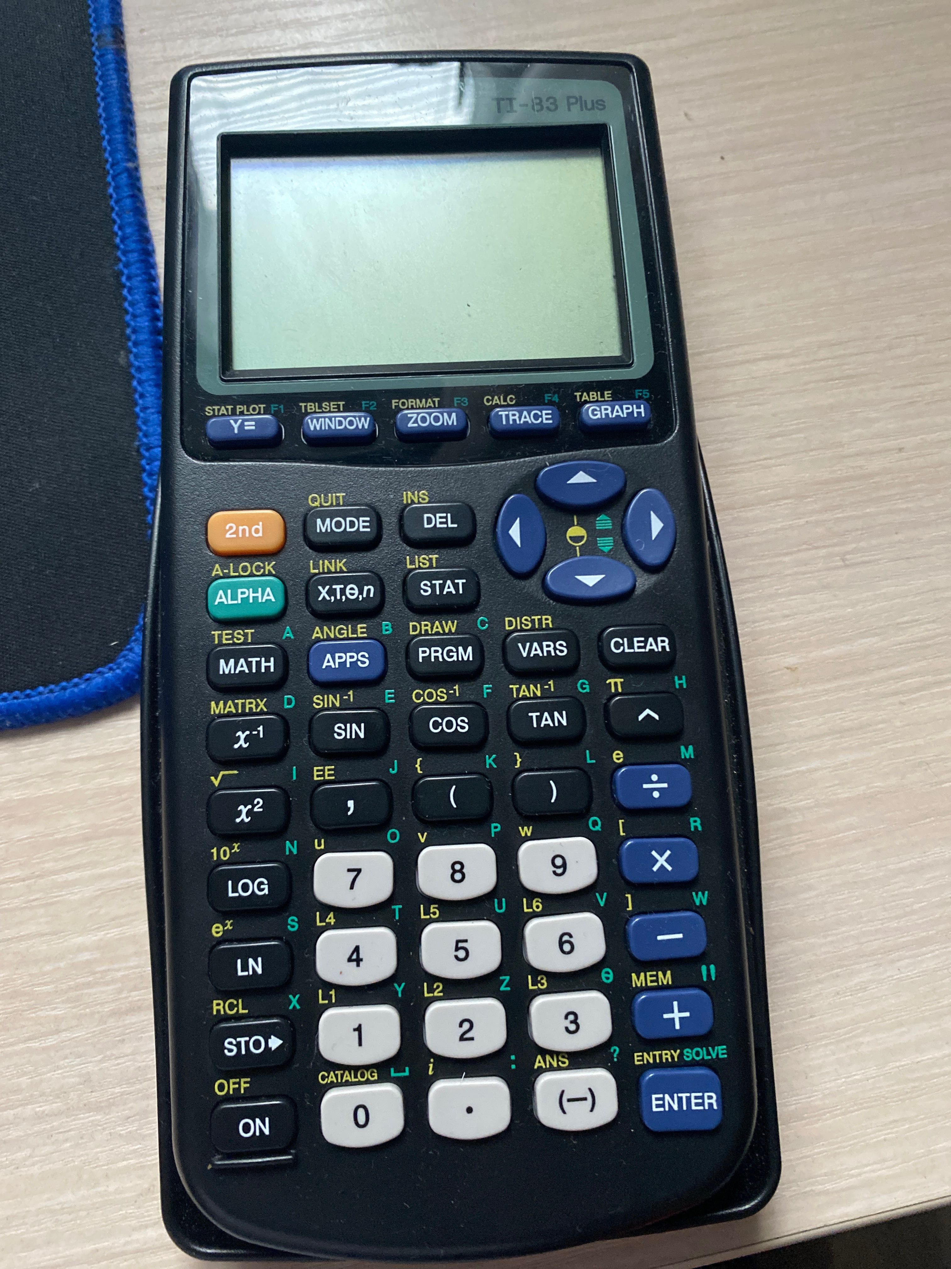 Калькулятор Texas Instruments ti 83-plus