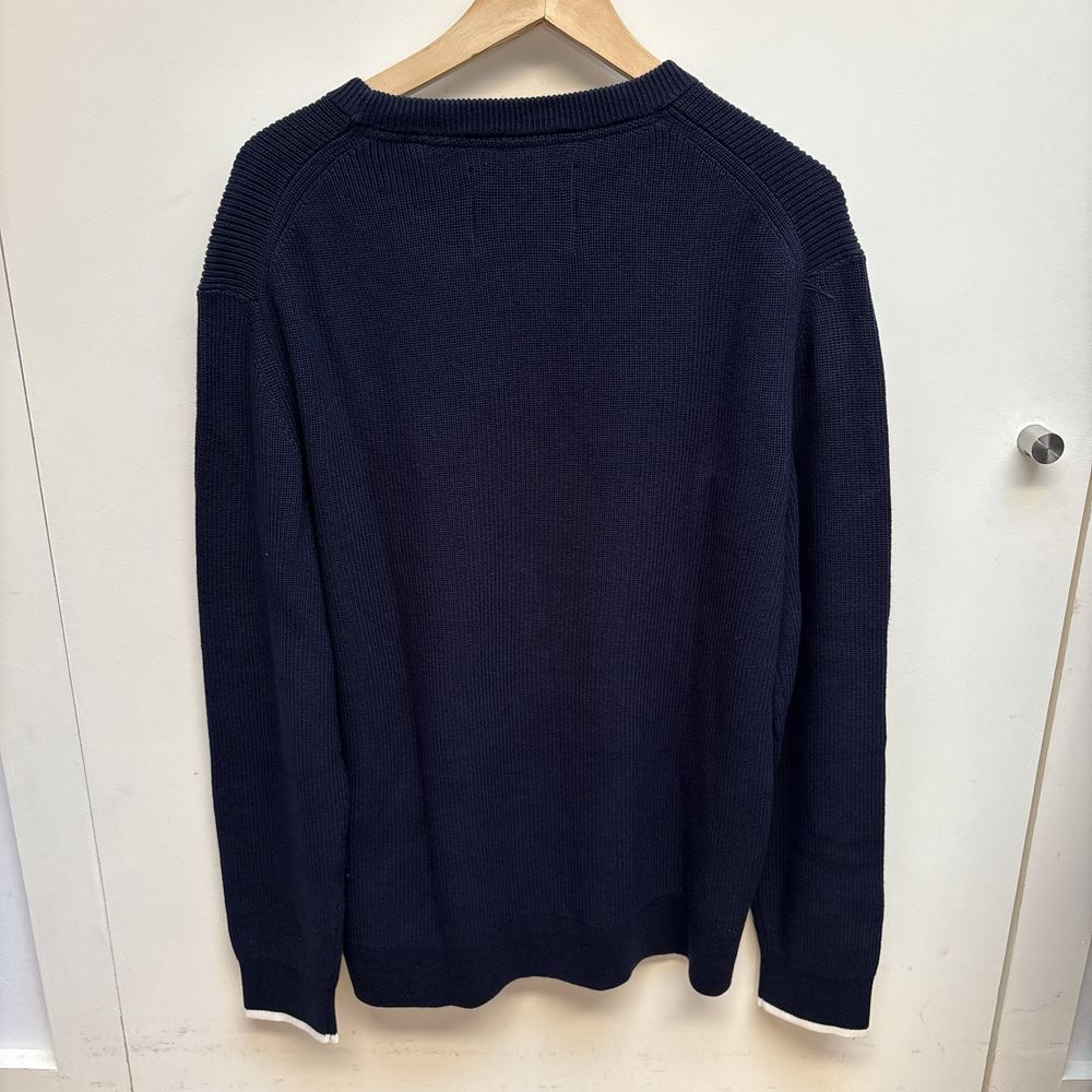 Sweater Malha Azul Escura GANT (L) NOVA