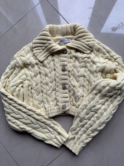 Zara укорочений кардиган