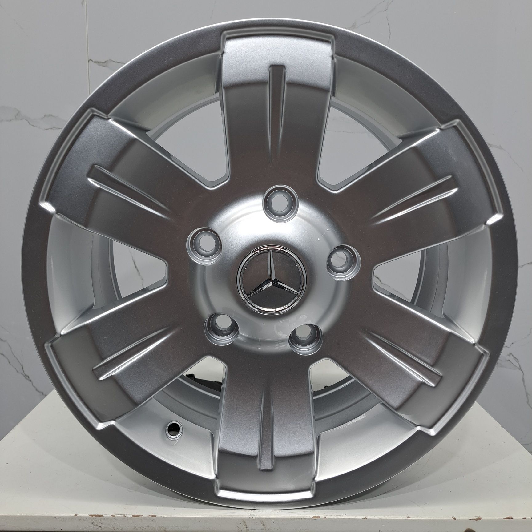 Jantes 15" LOOK Mercedes Sprinter Renault Master autocaravana 5x130