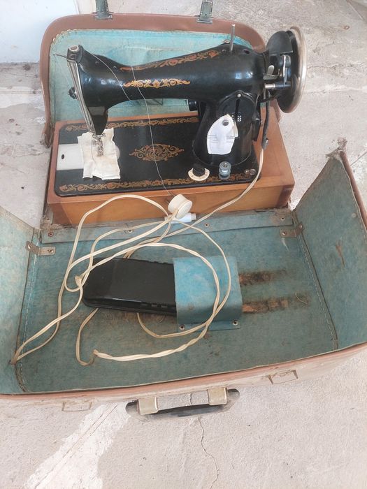 Швейная машинка из СССР