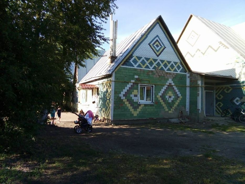 Продам будинок (частина колишнього дитячого садка)