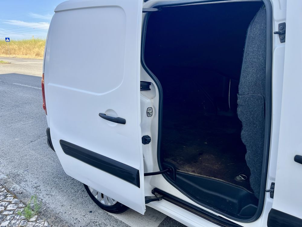 Citroen Berlingo 1.6 BlueHDi 100 LONGA 3 LUGARES AC