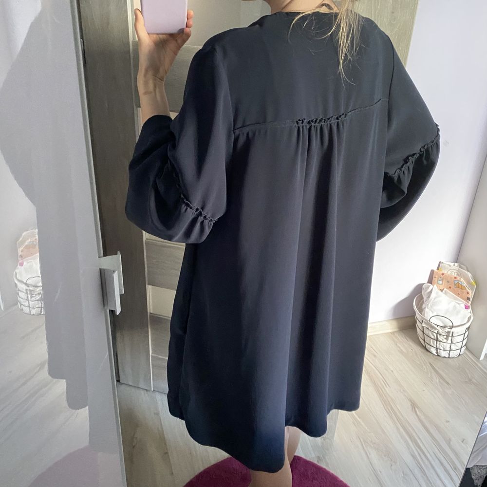 Narzutka H&M S/36 granatowa długa cienka rękaw 3/4 oversize luźna