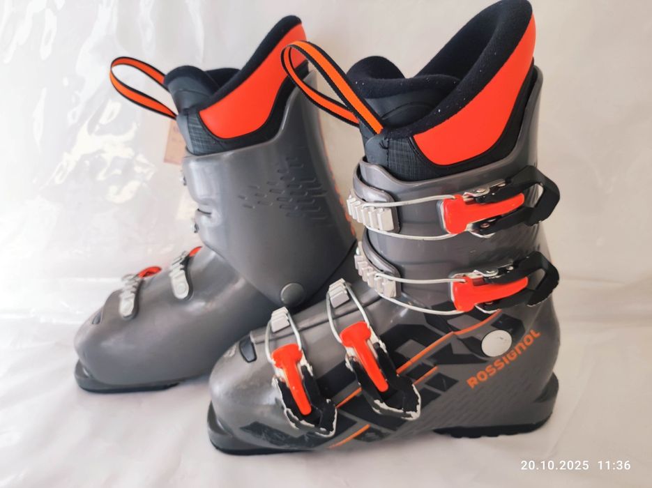 Buty narciarskie Rossignol Hero j4 jr R23 2024 średn twar wysyłka skle