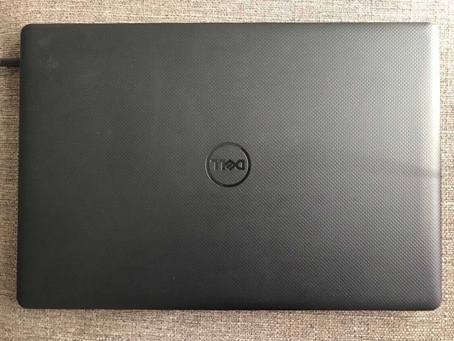 Ноутбук Dell Vostro 15 3590 (i5-10th Gen, 8GB RAM, Intel UHD Graphics)