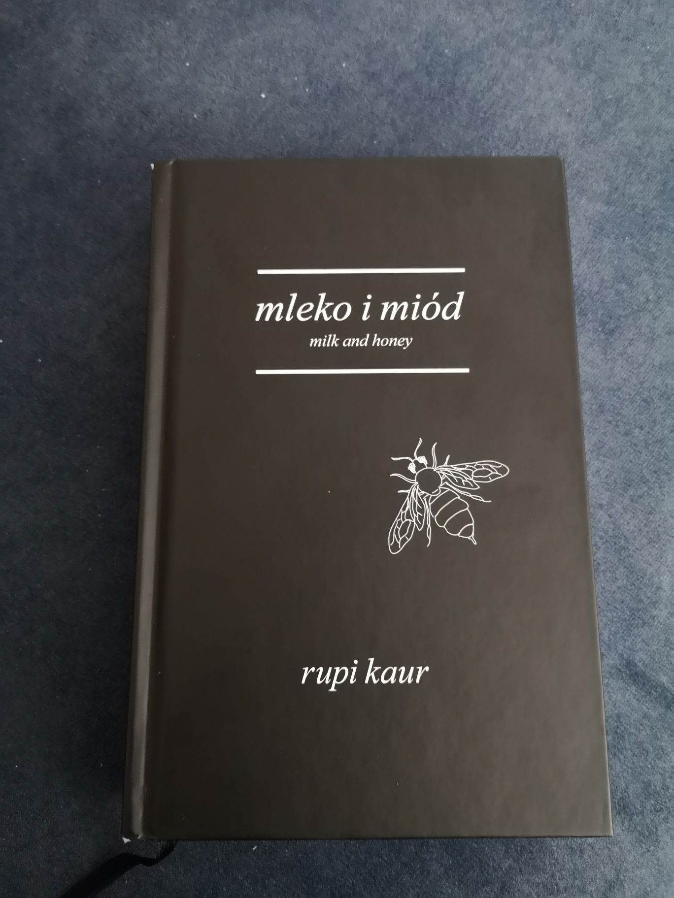 'Mleko i miód' Rupi Kaur