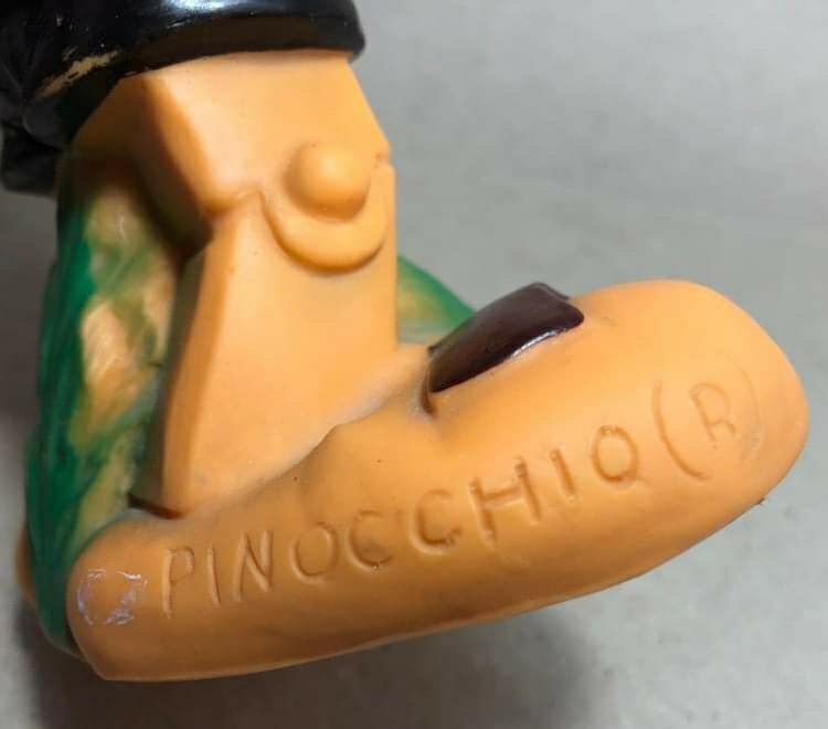 Boneco Pinóquio em borracha da Walt Disney dos anos 70