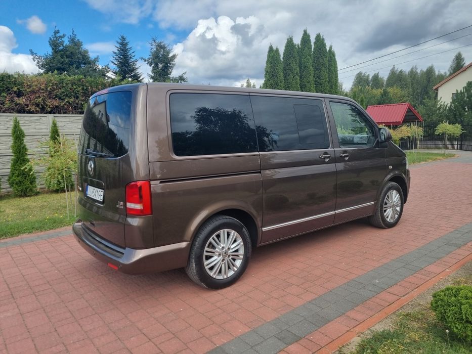 Volkswagen Multivan highline Dsg 4x4 zadbany skóra 6 osób