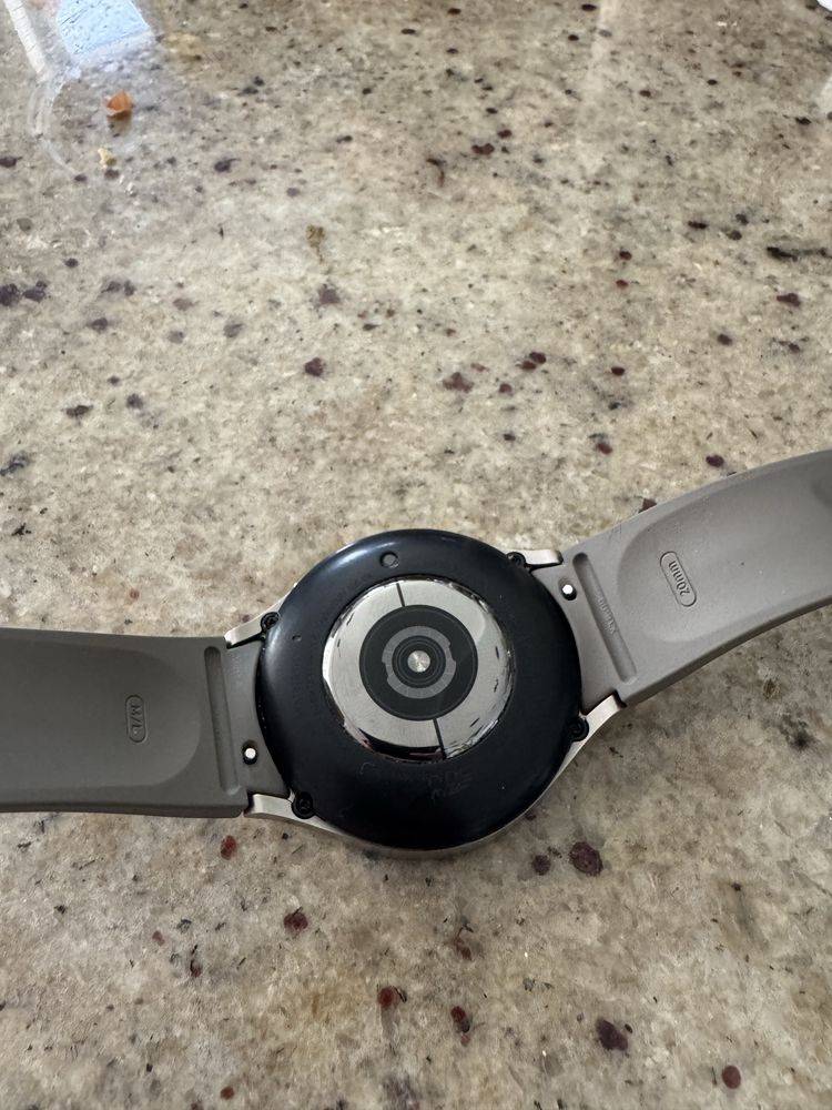 Smartwach Galaxy Watch 5 pro Gray Titanium