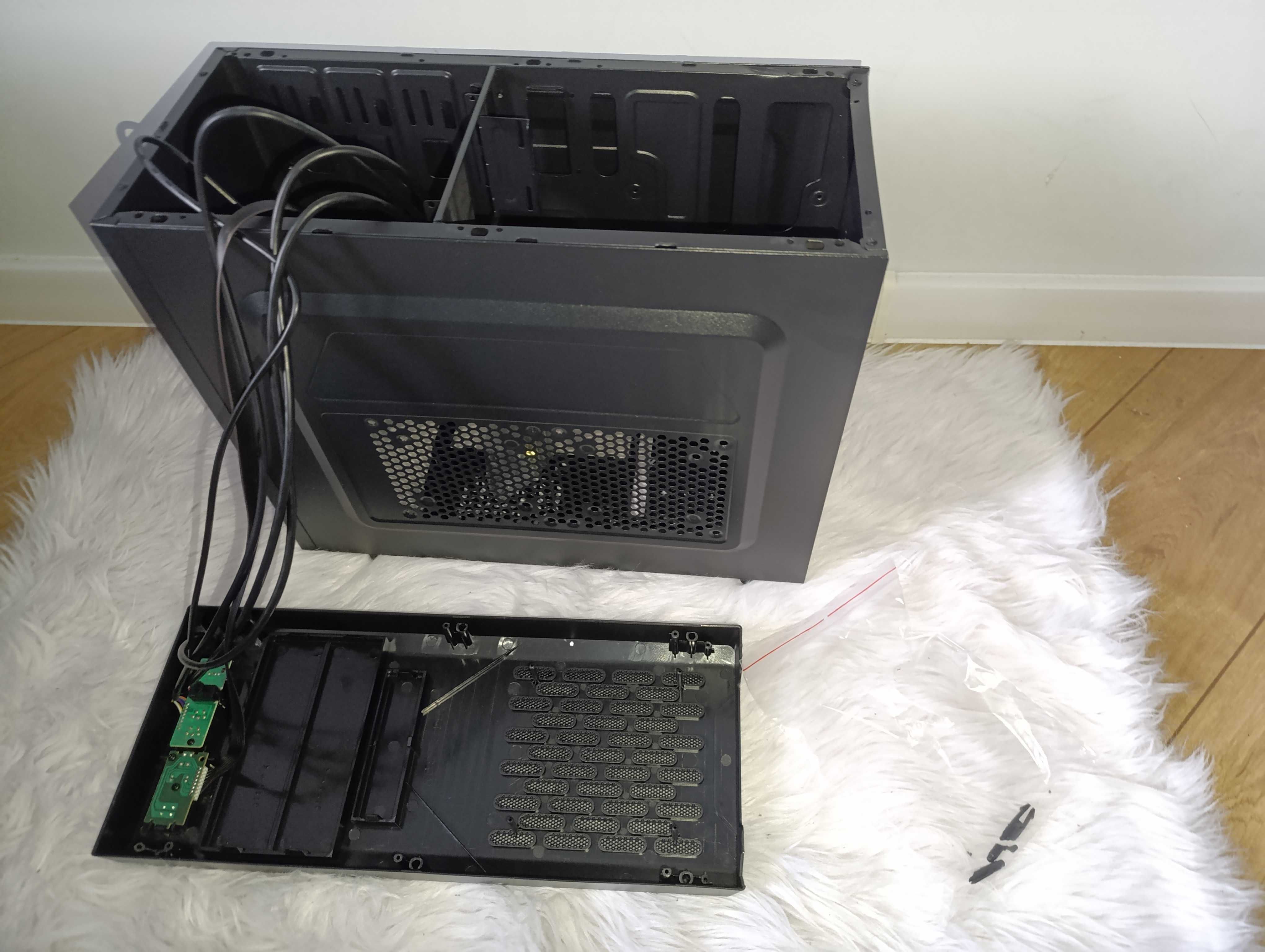Obudowa komputerowa Logic L2 2x USB 3.0 Uszkodzona