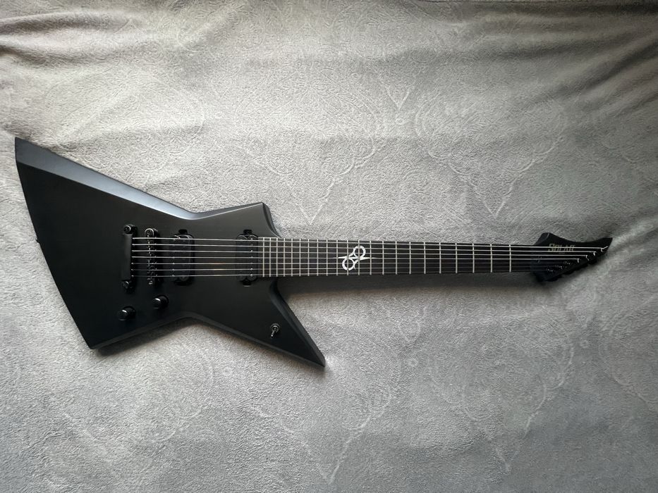 Solar E2.7C – topowa 7-strunowa gitara metalowa