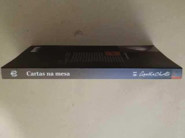 Cartas na Mesa de Agatha Christie