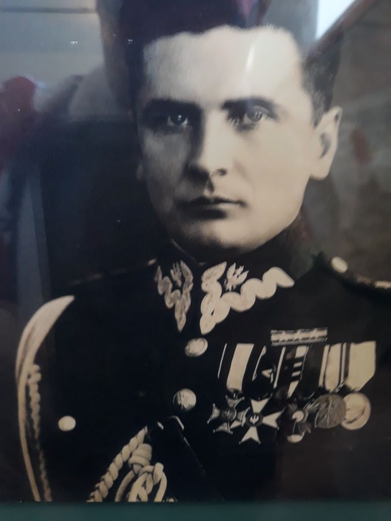 Sygnet-  Historyczno -Kolekcionerski ,Patryjotyczny Hi
