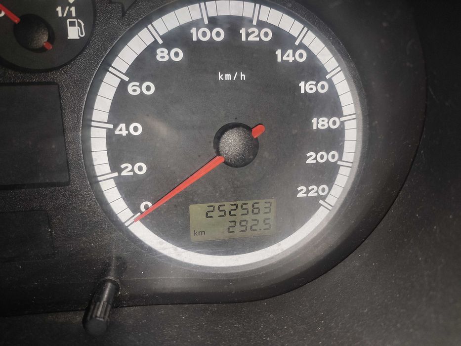 Seat Cordoba 1.6 gasolina e  GPL