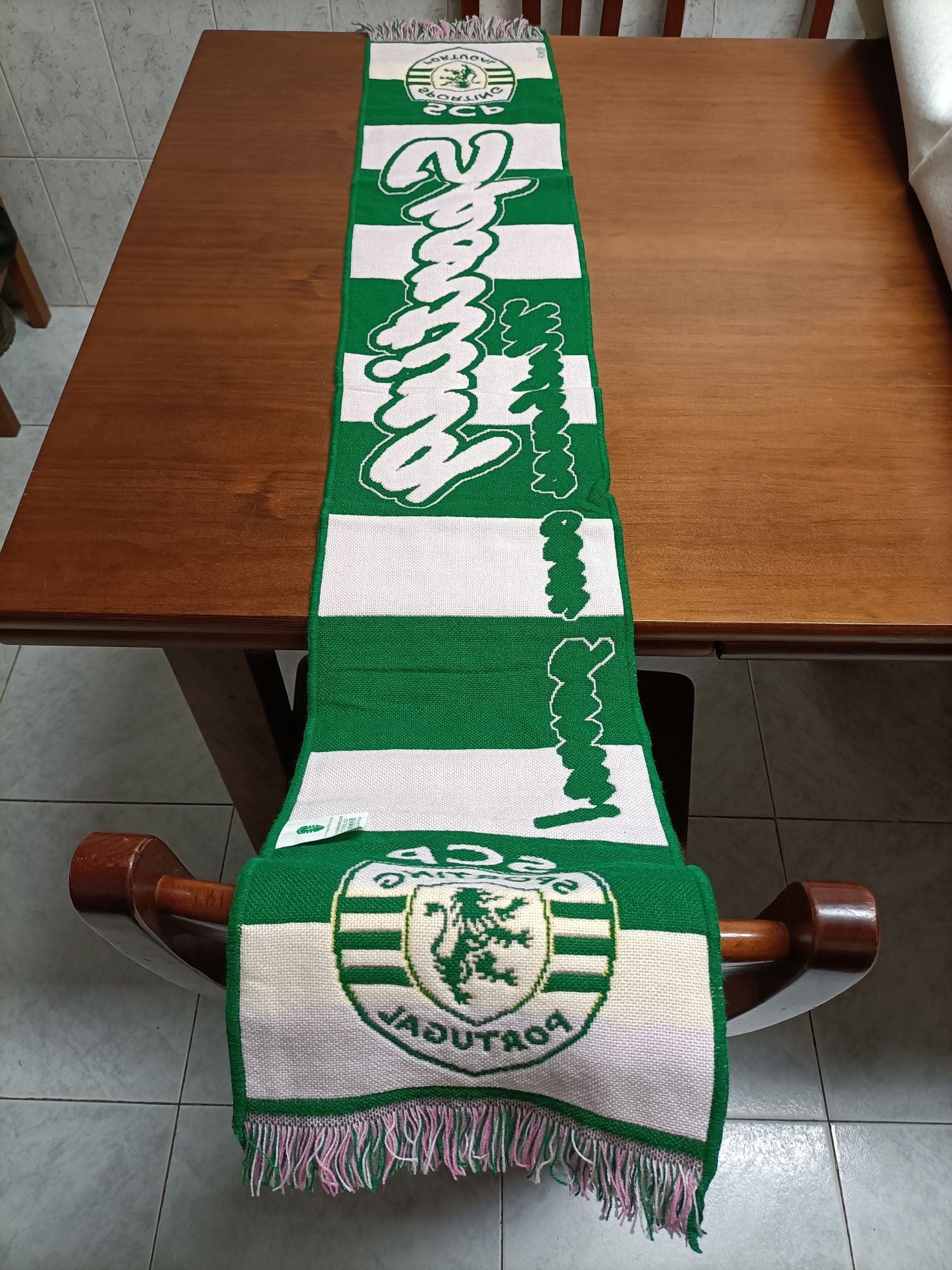 Cachecol do Sporting clube de Portugal (produto oficial do S.C.P)