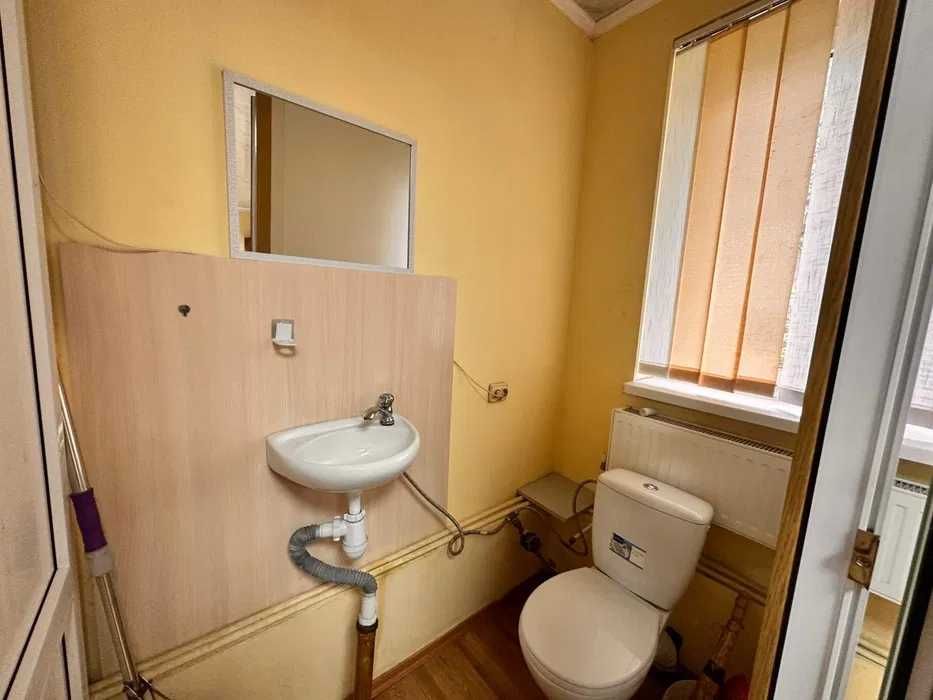 Продам комерційне приміщення