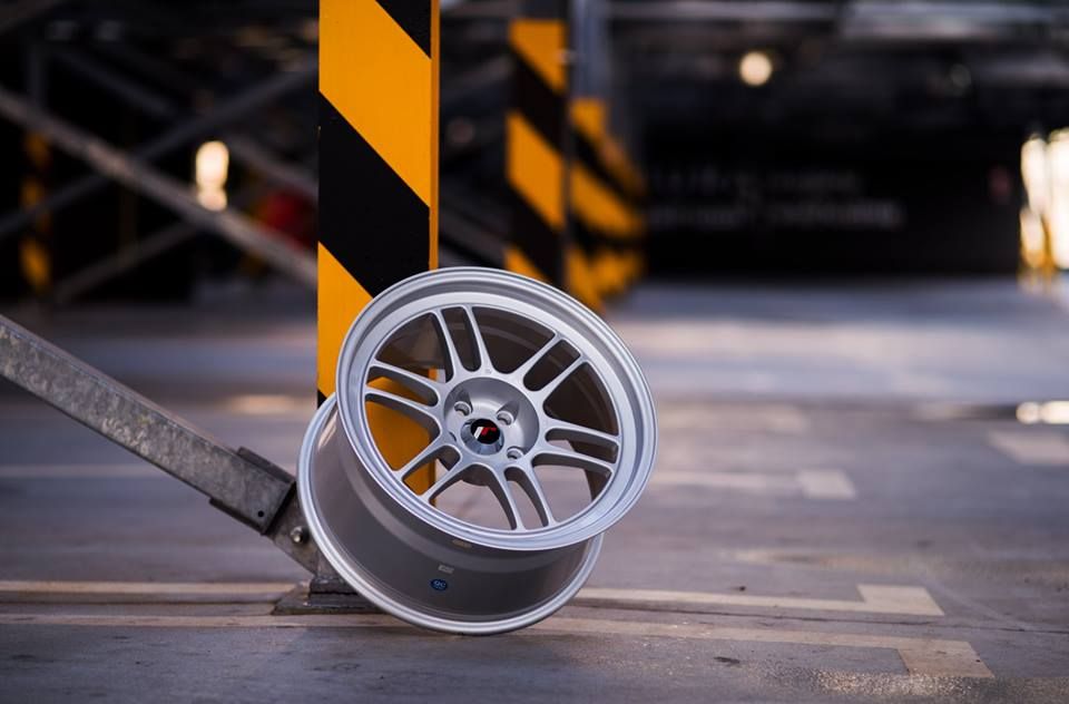 Felgi Aluminiowe JAPAN RACING Model JR7 Pełna Oferta.