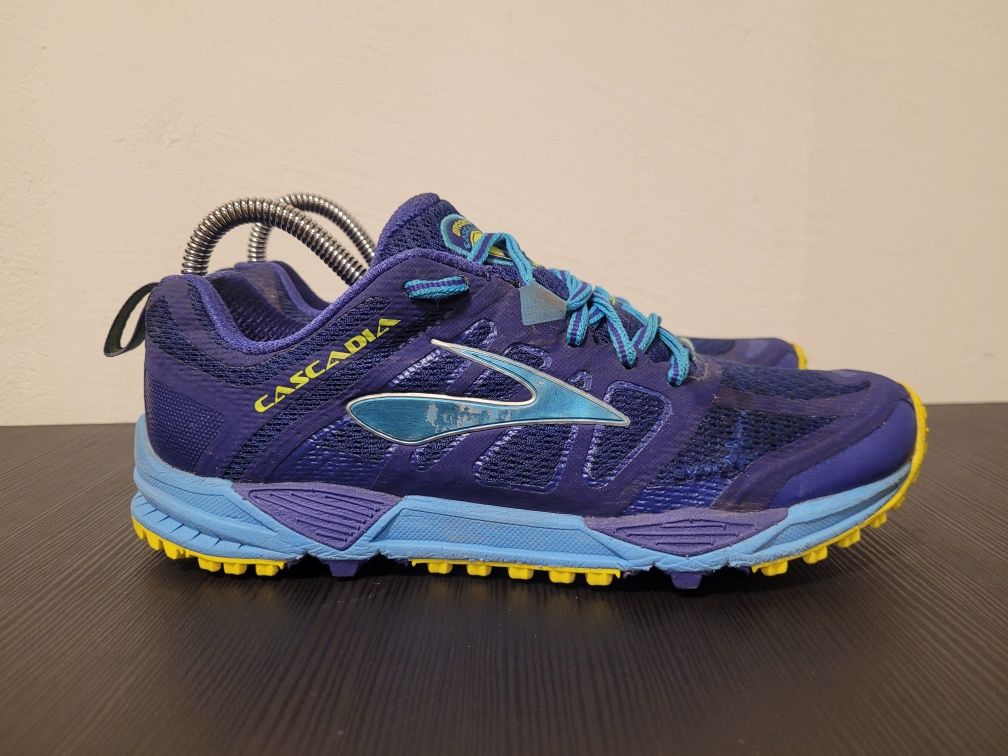 Brooks Cascadia oryginalne damskie obuwie biegowe