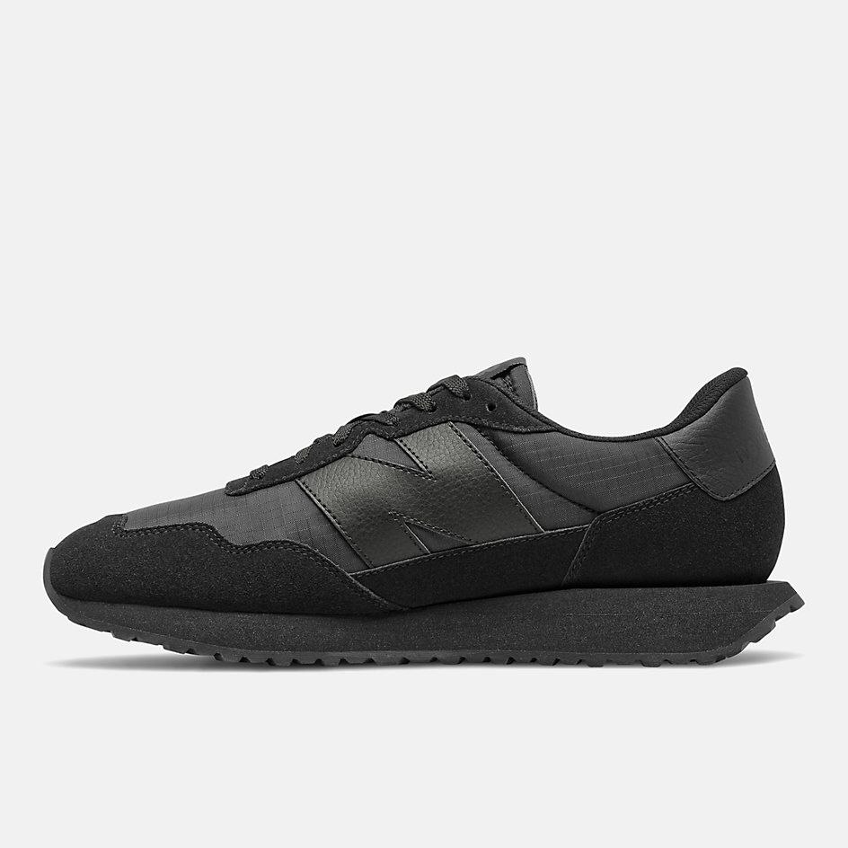 Кроссовки NEW BALANCE 237. Размер 45