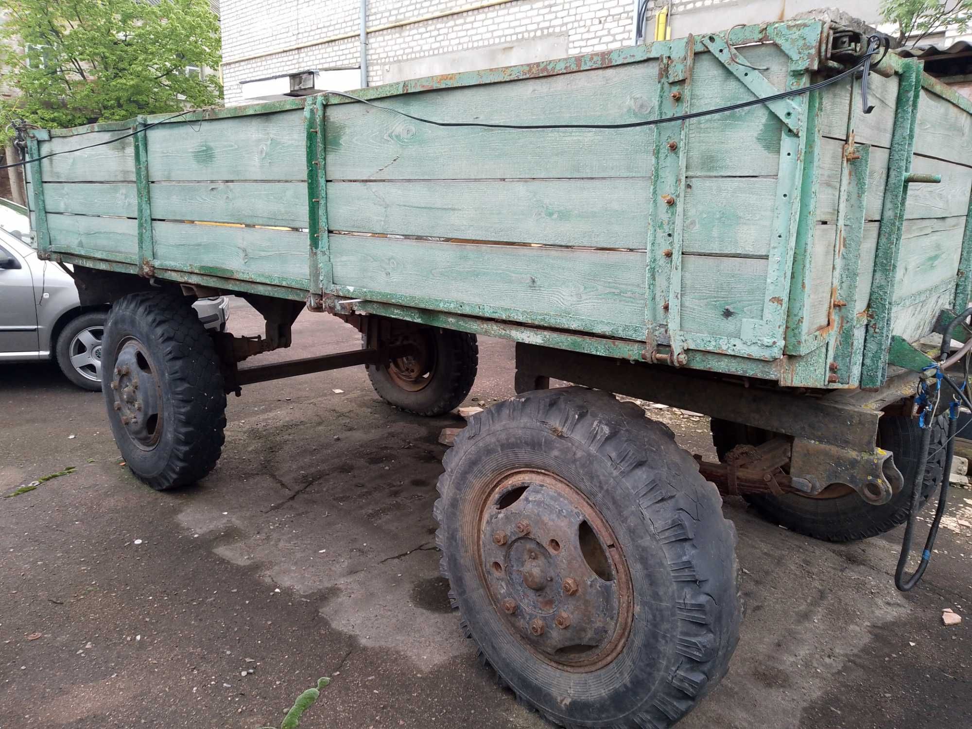 Продам тракторний причіп 2ПТС-3. ПБ-5,5 в гарному стані!