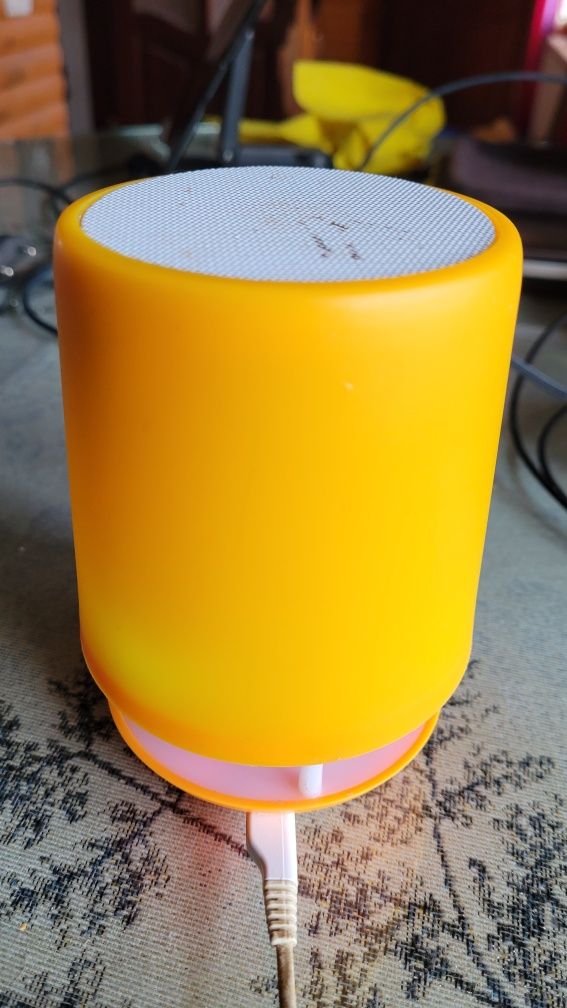 Блютуз колонка Е-304Т.  Яскрава. Підсвітка.. Usb+mSD, Aux