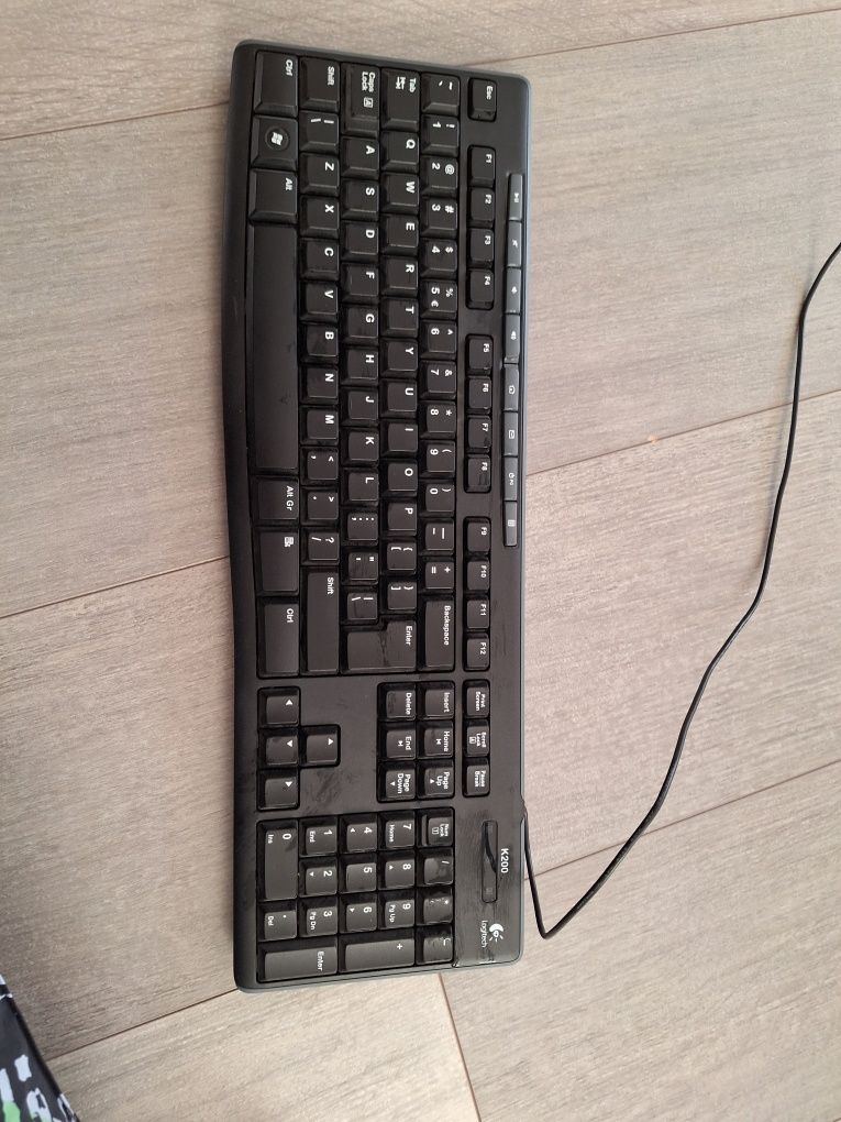 Klawiatura Logitech k200