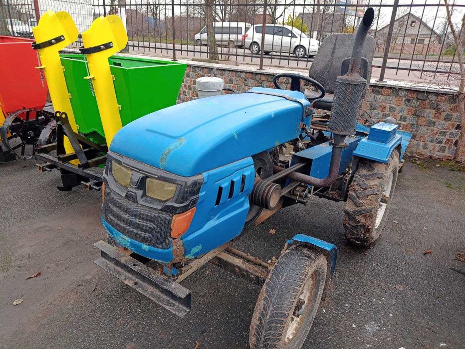 МОТО-ТРАКТОР БУЛАТ вкомплекті фреза і трох точка