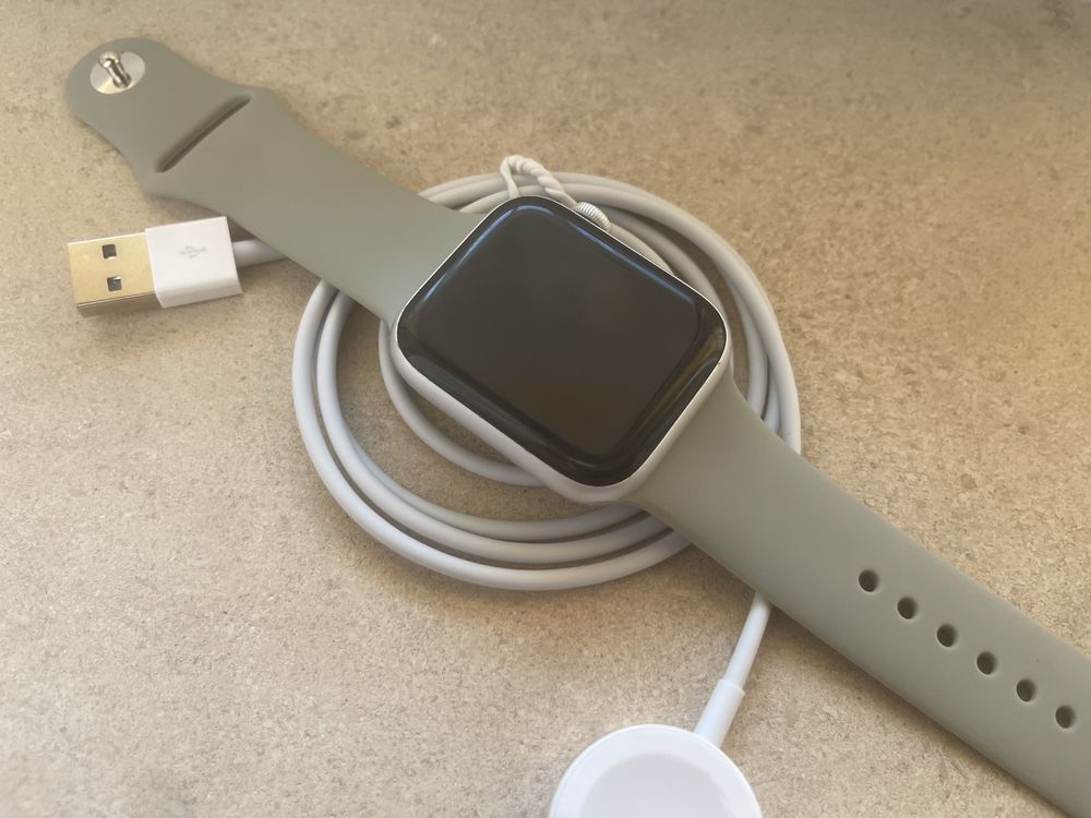 Apple watch 4 44mm cinza